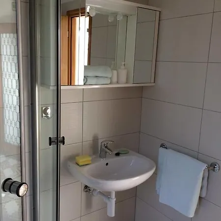 Daire Bogdanovic Fažana